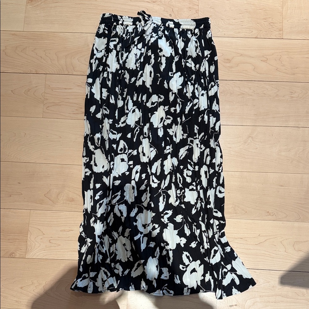 ASOS Black & White Floral Tiered Maxi Skirt